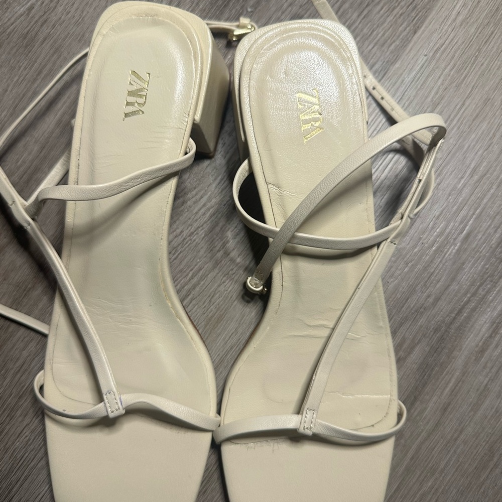 Zara Women's Elegant Cream Heels